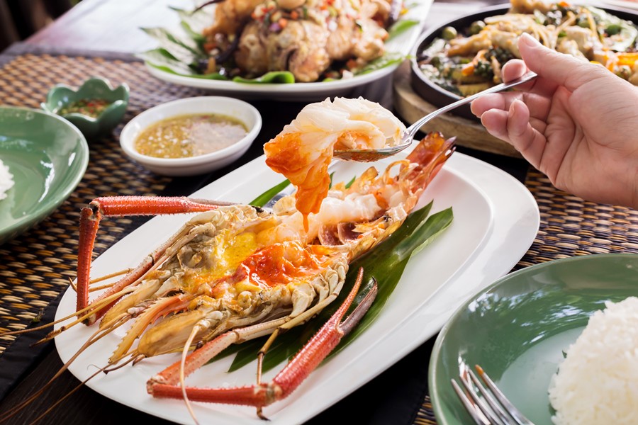 Krungsri River Hotel : Suan Rim Nam Restaurant