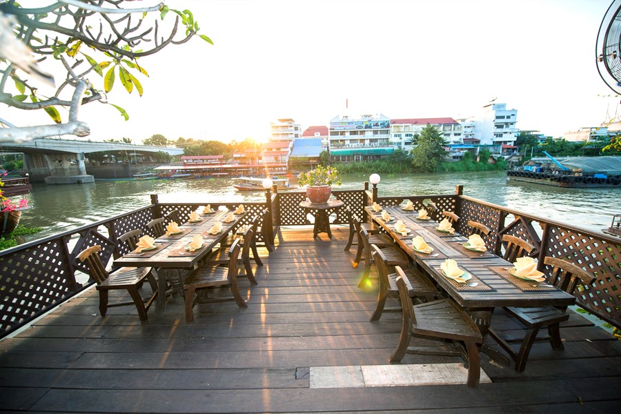 Krungsri River Hotel : Suan Rim Nam Restaurant