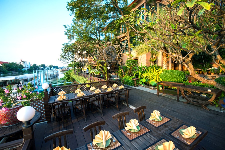 Krungsri River Hotel : Suan Rim Nam Restaurant