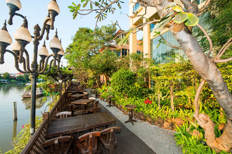 Krungsri River Hotel : Suan Rim Nam Restaurant