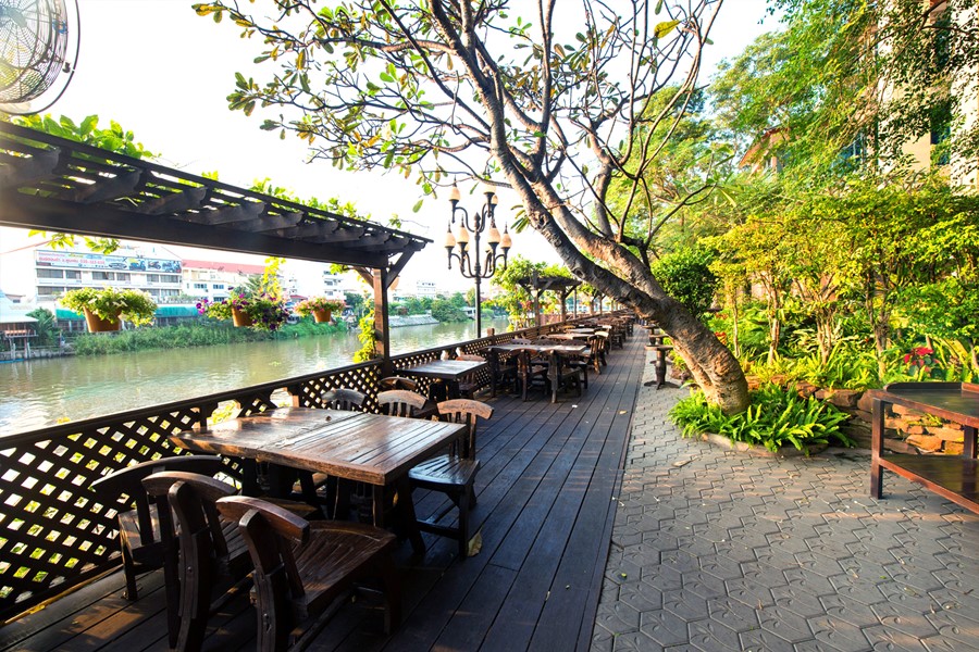 Krungsri River Hotel : Suan Rim Nam Restaurant