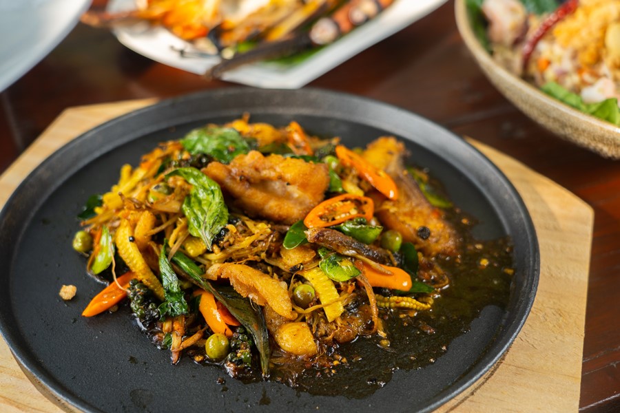 Krungsri River Hotel : Suan Rim Nam Restaurant