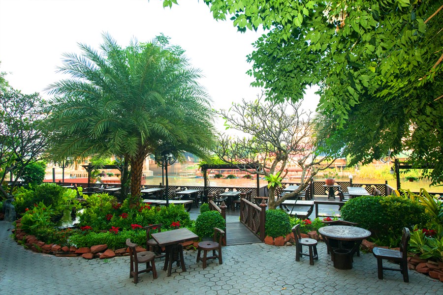 Krungsri River Hotel : Suan Rim Nam Restaurant
