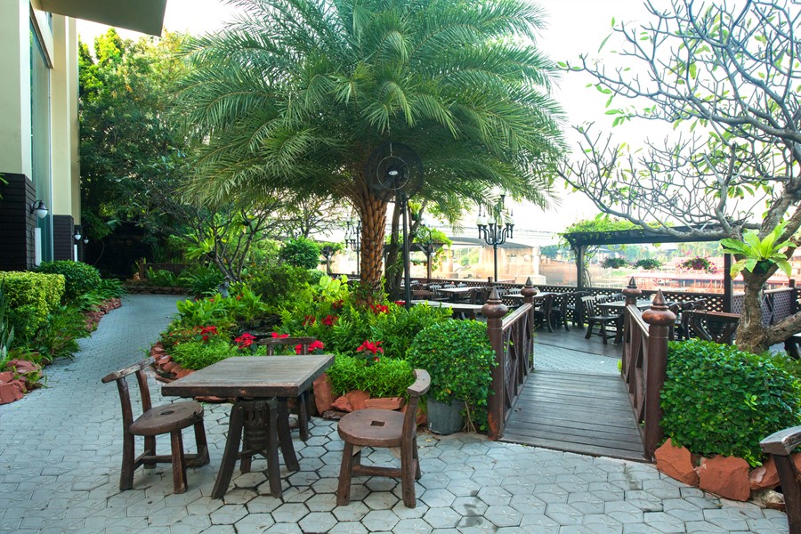 Krungsri River Hotel : Suan Rim Nam Restaurant